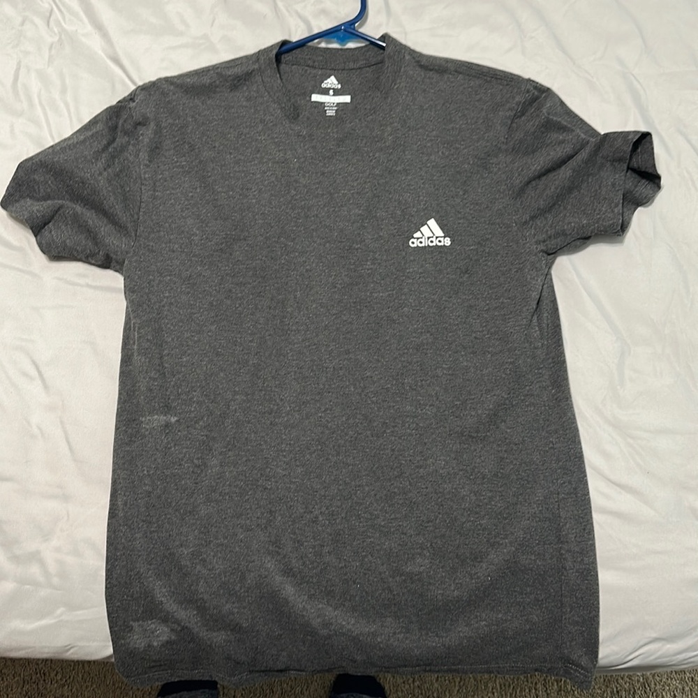 Adidas T-Shirt